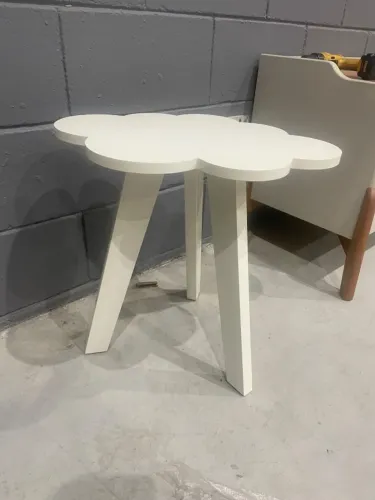 MESA DE CABECEIRA INFANTIL (ÚLTIMA PEÇA)