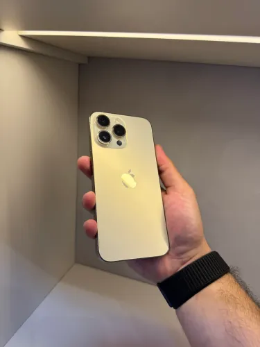 iPhone 14 Pro Max 256gb Gold Impecável