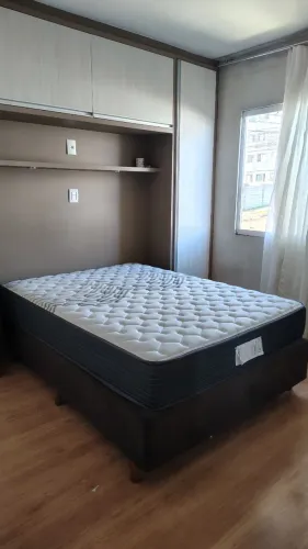 Cama box casal 700,00