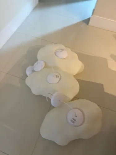 Luminárias em forma de nuvem