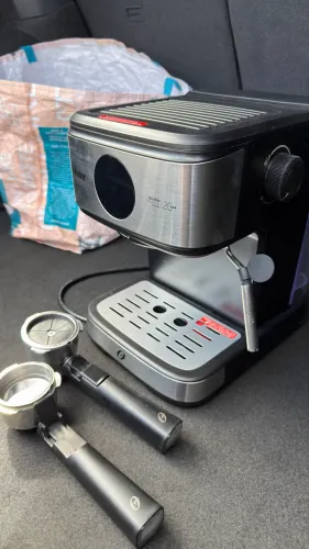 Cafeteira Espresso Oster - 127V