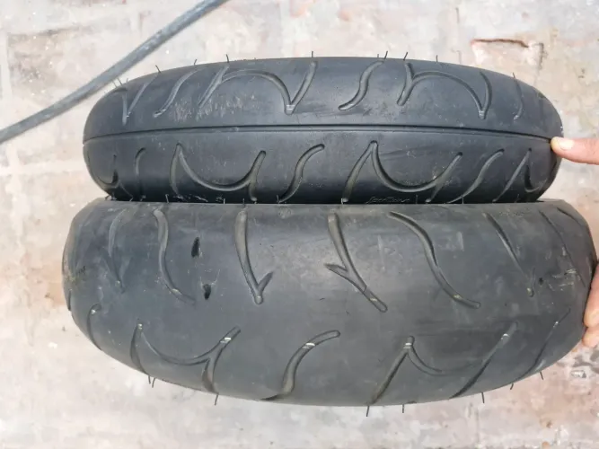 Par pneu 110 e 140/70/17 maggion meia vida para twister, cb 300, fazer 250 etc