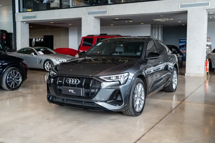 Audi E-Tron Performa. Black Aut. (elétrico) 2022