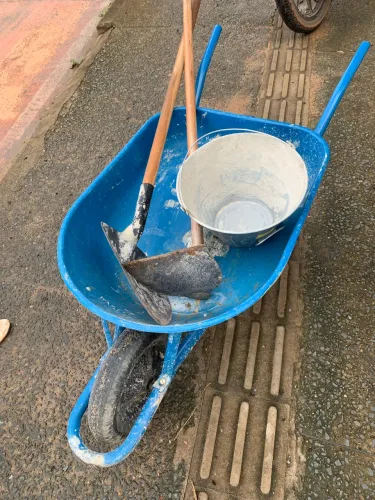 Vendo carro de mão pa e inchada 