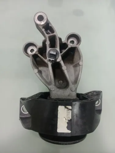 Coxim superior do motor Logan/Sandero 1.0 3 cilindros usado 