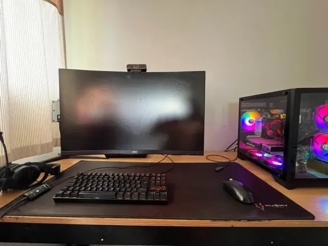PC GAMER RTX5060 + Ryzen 7 5700x + 16GB DE RAM