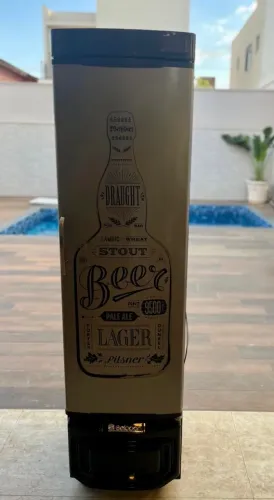 Cervejeira Gelopar semi nova