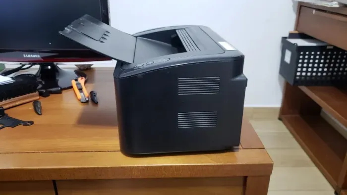 IMPRESSORA SAMSUNG | ML-1665 | LASER PRETO E BRANCO | USADA PARA REPARO | RETIRAR EM MOEMA
