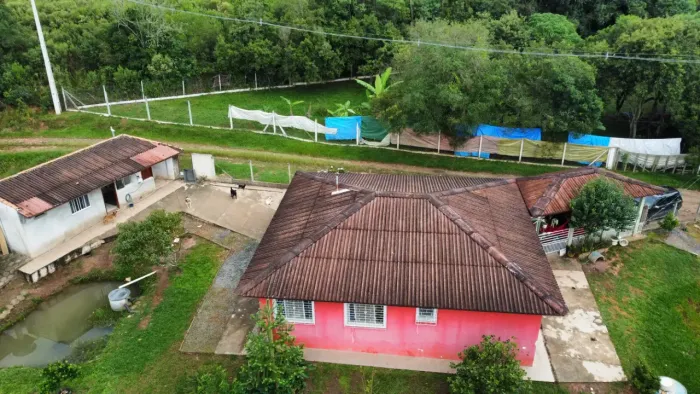 Chácara Pessegueiro/Bugre, 3km Campo Largo, 3.650m², tanque, casa 3q, 177m² construção