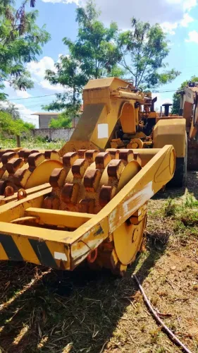 Rolo Compactador Hyster - Caterpillar
