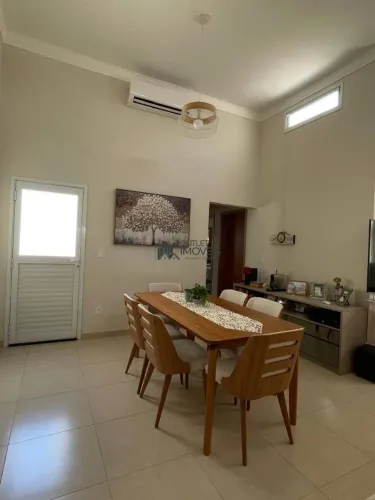 Casa com 3 dormitórios para alugar, 115 m² por R$ 4.405,00/mês - Residencial Villagio Vist