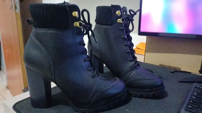 Bota VIZZANO