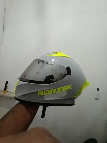 Capacete norisk flow