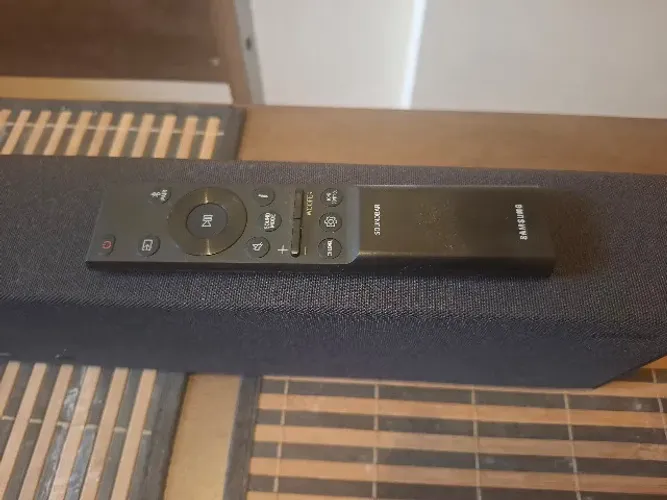 Soundbar Samsung HW-B400F/ZD Bluetooth 2.0