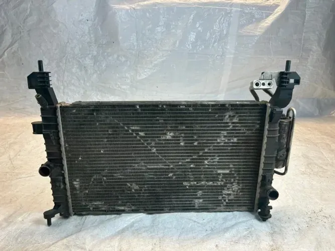 Radiador + Condensador Chevrolet Meriva 2004