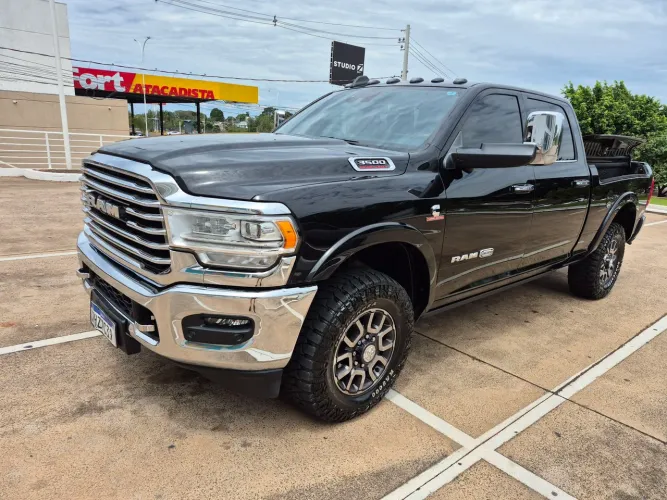 Ram 3500 Limited Longhorn 6.7 TB CD Diesel 2022