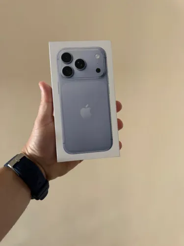 iPhone 18 pro 256GB Glacial