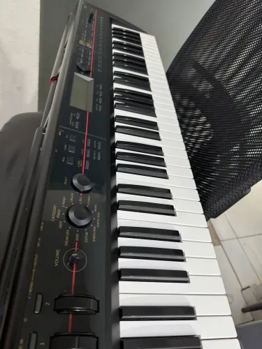 Teclado Korg kross 1