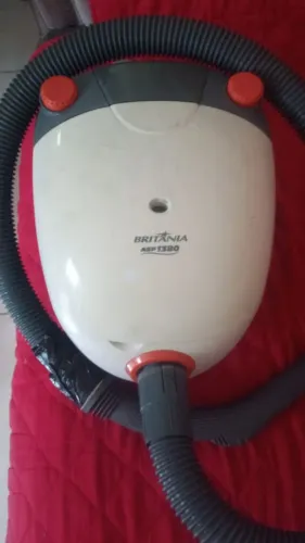 Aspirador po em perfeito estado funcionando certinho 