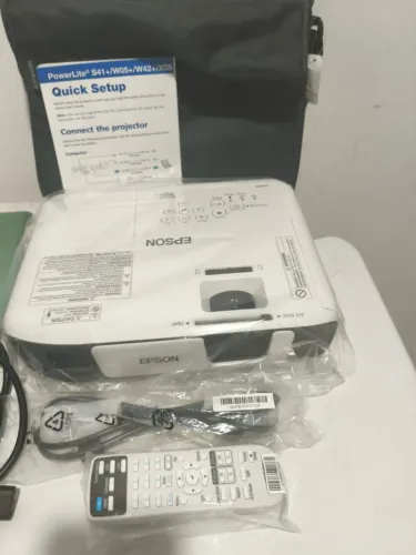 Projetor Epson W42+ 3600 lumens