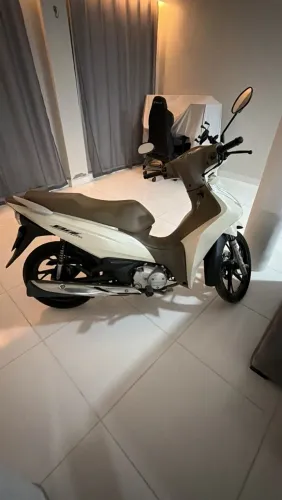 Biz 2024 3,200km estado de zera