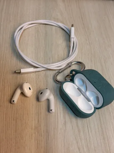 Vendo AirPods 4 Original Apple - Estado de Novo!