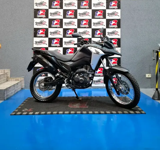Honda XRE 190 ano 2026 com apenas 1.300 km Original