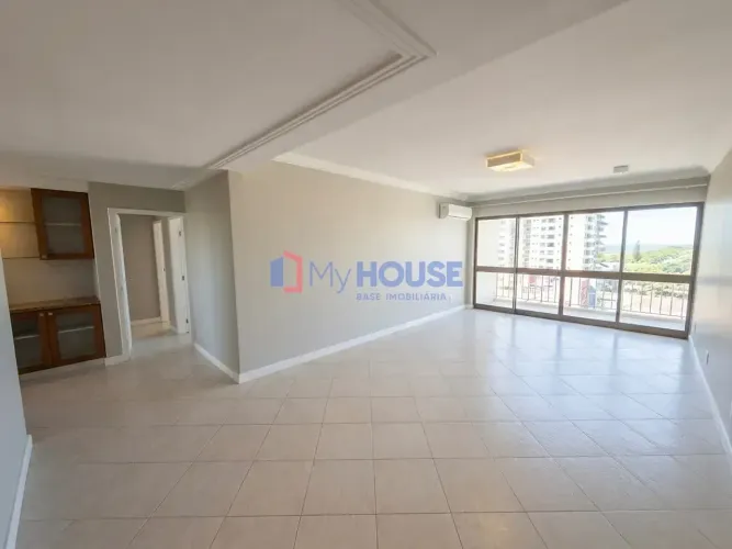 3/4 com planejados e varanda na Cidade Nova com 167 m², nascente total e vista mar em toda