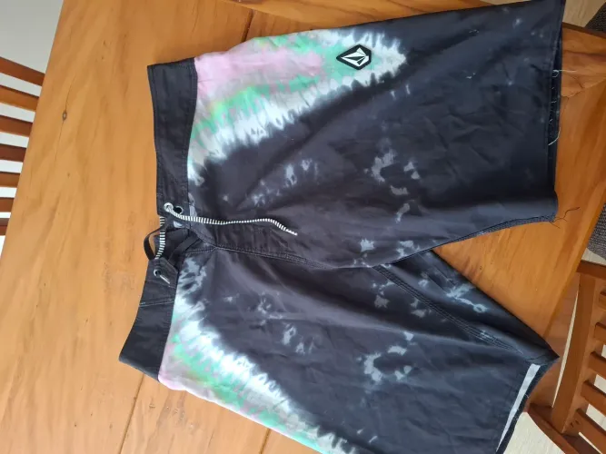 Bermuda boardshort voltou 42