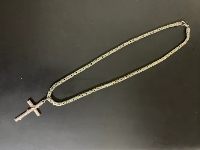 Corrente de BALI prata 950 com crucifixo