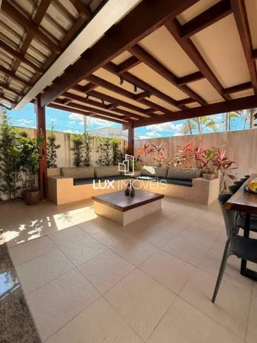 Casa Térrea á venda - Jardim Laguna