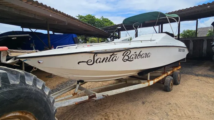 Lancha para passeio Santa Barbara 