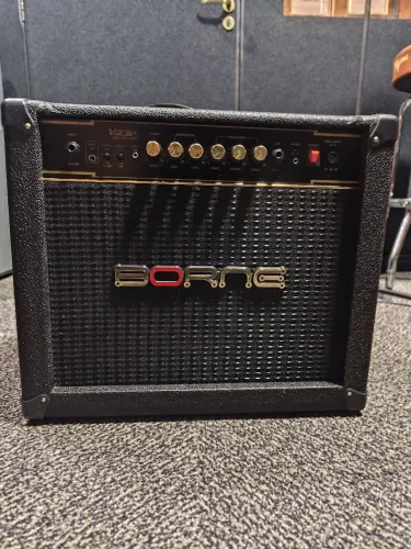 Cubo de Guitarra Borne Vorax 1050 Studio
