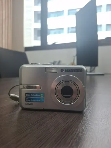 Câmera Samsung S860