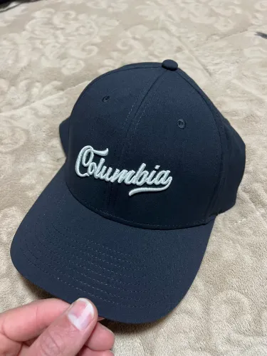 Boné Columbia novo