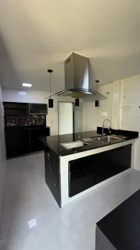 Apartamento para venda tem 75 metros quadrados com 3 quartos