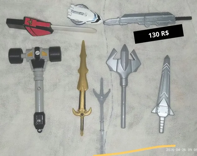 Espadas e acessórios Tokusatsu 