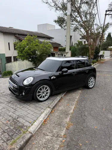Mini Cooper S 2.0 Turbo 16V 5P Aut. 2015