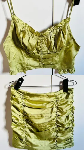 Roupas semi novas super baratas 