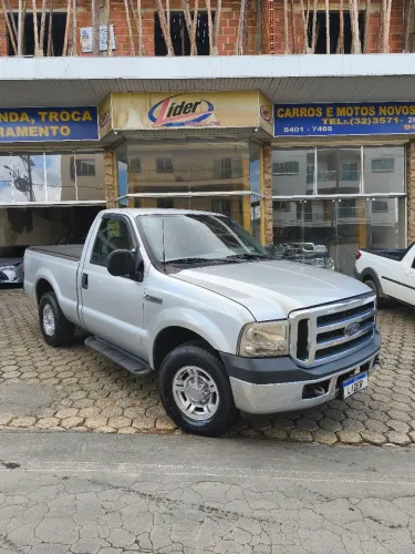 Ford F-250 XLT 3.9 4X2 Diesel TB 2011