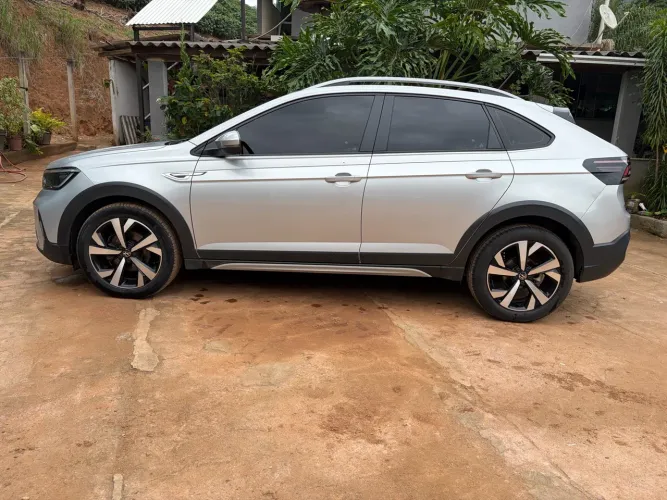 Volkswagen Nivus Highline 1.0 200 TSI Flex AUT 2021