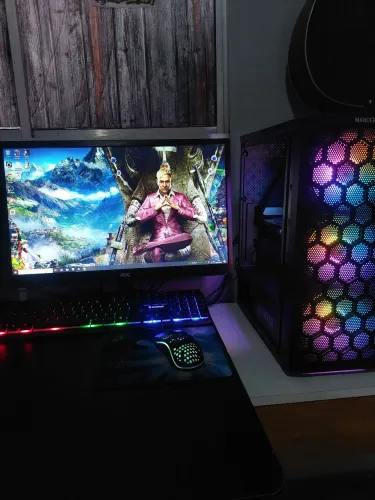 Pc Gamer ryzen 3 3200g, 8gb de ram, ssd Kingston nvme m.2 de 500gb 10x s/j cartão ENTREGO