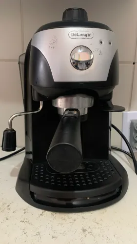 Cafeteira de café expresso Delonghi