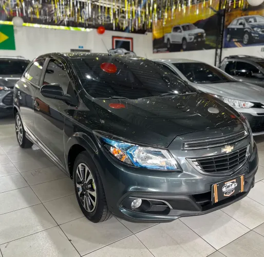 Chevrolet Onix Hatch LTZ 1.4 8V Flex Power Aut. 4P 2016