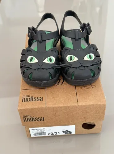 Sandália Mini Melissa Infantil Modelo Gatinho - R$69,00