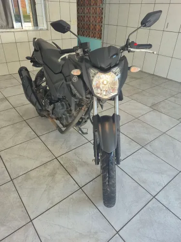 Yamaha Fazer 150 - 2025