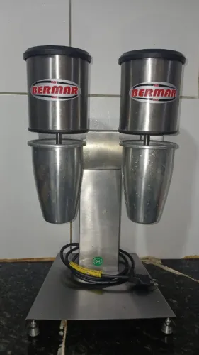 Batedor de Milk Shake Duplo Bermar 