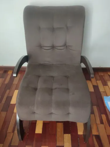 Vendo 2 poltrona.