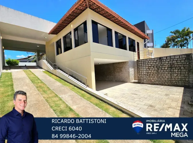 Linda casa lado sombra no Cidade Jardim em Capim Macio