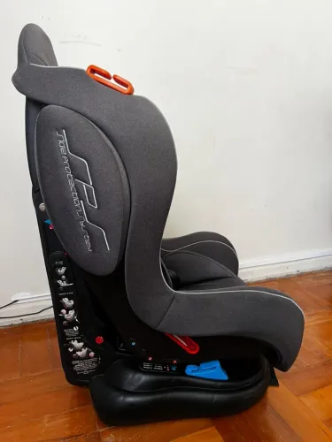 Cadeirinha infantil